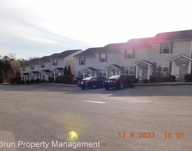 3505 Old Valley View Dr. Starview Townhomes - Photo Thumbnail 1