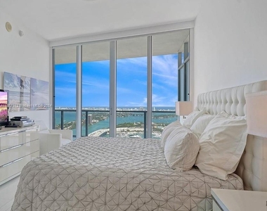 1100 Biscayne Blvd - Photo Thumbnail 11