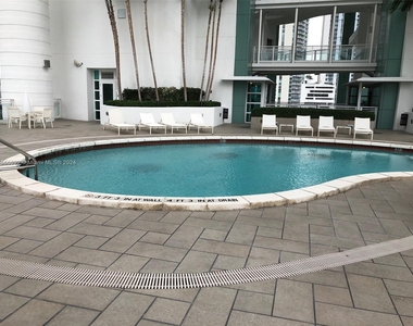 900 Brickell Key Blvd - Photo Thumbnail 33