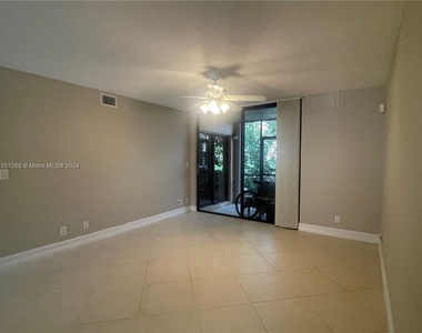 5781 Riverside Dr - Photo Thumbnail 1