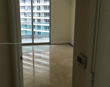 1331 Brickell Bay Dr - Photo Thumbnail 15