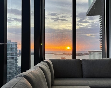 1010 Brickell Ave - Photo Thumbnail 23