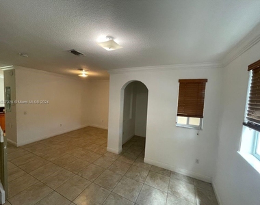 12030 Sw 268th St - Photo Thumbnail 2