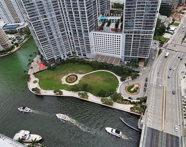 200 Biscayne Boulevard Way - Photo Thumbnail 32