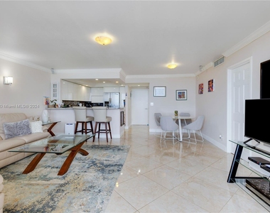 3180 S Ocean Dr - Photo Thumbnail 20