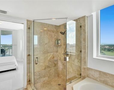 1745 E Hallandale Beach Blvd - Photo Thumbnail 12