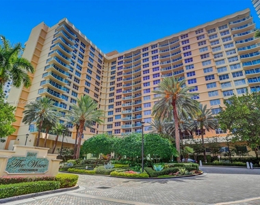 2501 S Ocean Dr - Photo Thumbnail 52