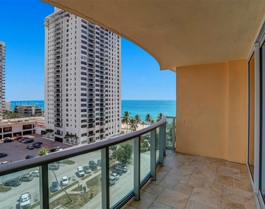 2501 S Ocean Dr - Photo Thumbnail 2