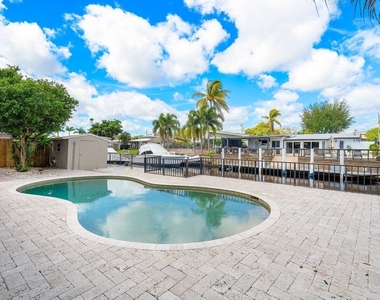 2431 Key Largo Lane - Photo Thumbnail 23