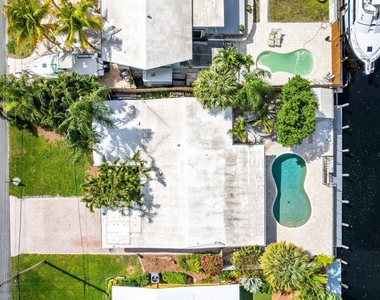 2431 Key Largo Lane - Photo Thumbnail 1