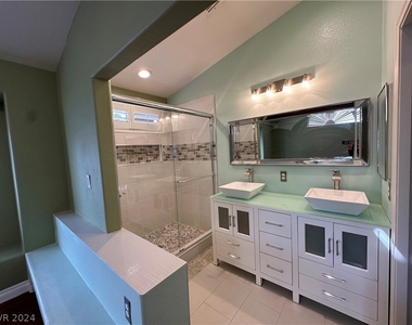 8451 Green Mesa Court - Photo Thumbnail 8