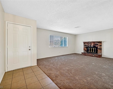 634 Valley View Circle - Photo Thumbnail 5