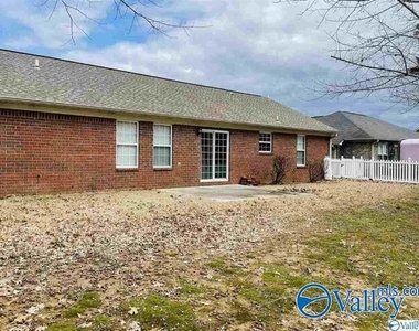 5309 Frankford Drive - Photo Thumbnail 12