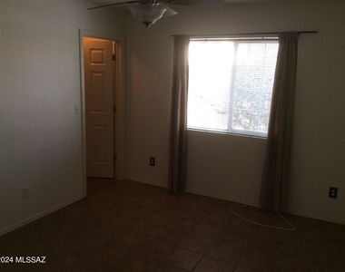 9758 E Paseo San Ardo - Photo Thumbnail 16