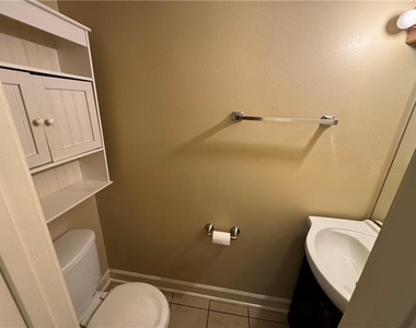 4823 W Metairie Avenue - Photo Thumbnail 17