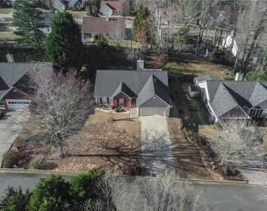 907 Ashley Crossing Lane - Photo Thumbnail 34