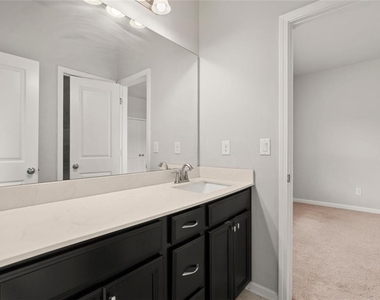 427 Suwanee Park Terrace - Photo Thumbnail 37