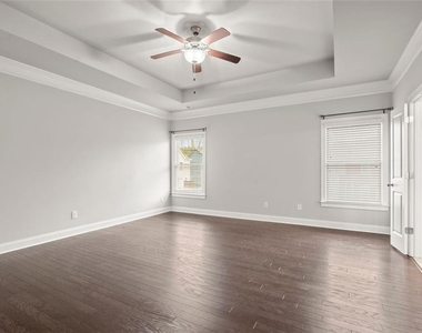 427 Suwanee Park Terrace - Photo Thumbnail 27