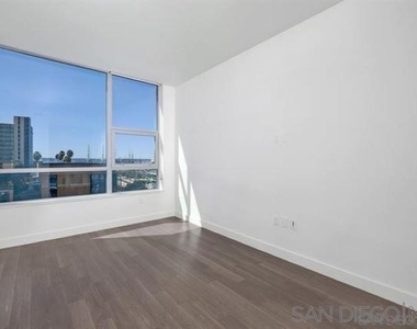 1388 Kettner Blvd - Photo Thumbnail 10