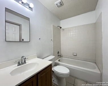 6495 Beech Trail - Photo Thumbnail 20