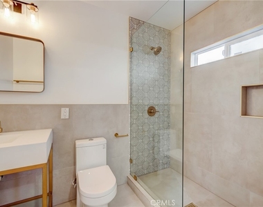 11351 Delphinium Avenue - Photo Thumbnail 17