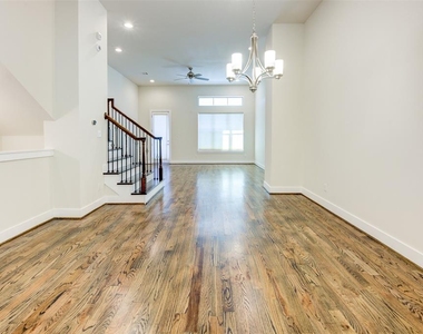 1222 W Dallas Street - Photo Thumbnail 5