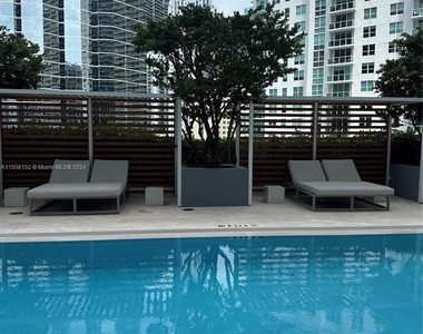 1300 Brickell Bay Dr - Photo Thumbnail 7