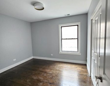 2644 W Pratt Unit 2 2 - Photo Thumbnail 5