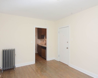 2639 N. Spaulding, Unit E-5 - Photo Thumbnail 9