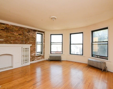 2330 N. Spaulding, Unit A-8 - Photo Thumbnail 4