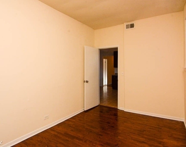 2325 N. Kedzie Boulevard, Unit 6 - Photo Thumbnail 14