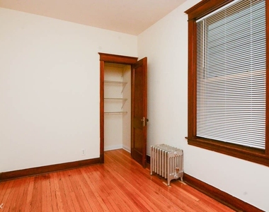 2453 N. Spaulding, Unit 4 - Photo Thumbnail 13