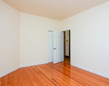 2453 N. Spaulding, Unit 7 - Photo Thumbnail 11