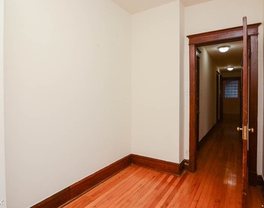 2453 N. Spaulding, Unit 7 - Photo Thumbnail 16