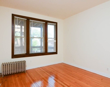 2453 N. Spaulding, Unit 7 - Photo Thumbnail 9