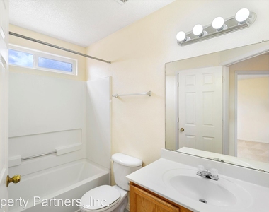 3819 Crystalaire Ave Nw - Photo Thumbnail 18