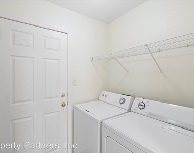 3819 Crystalaire Ave Nw - Photo Thumbnail 12