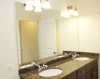 4732 N Austin Ave Unit 202 - Photo Thumbnail 26