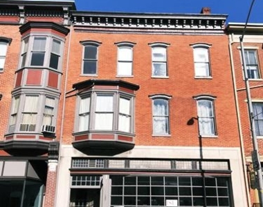 127 E Market St - Photo Thumbnail 0