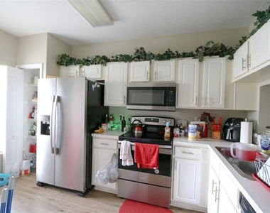 2424 Lake Woodberry Circle - Photo Thumbnail 4