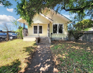 4914 Woodrow Ave - Photo Thumbnail 2