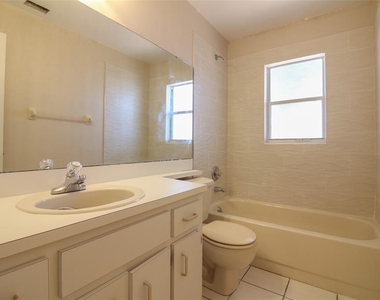 3343 Saint Vincent Terrace - Photo Thumbnail 16