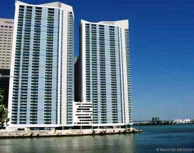 325 S Biscayne Blvd - Photo Thumbnail 14