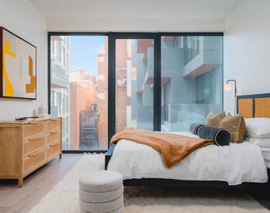 245 Lorimer Street - Photo Thumbnail 1