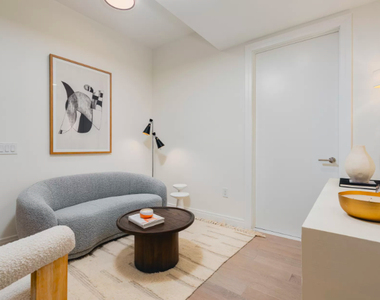 245 Lorimer Street - Photo Thumbnail 5