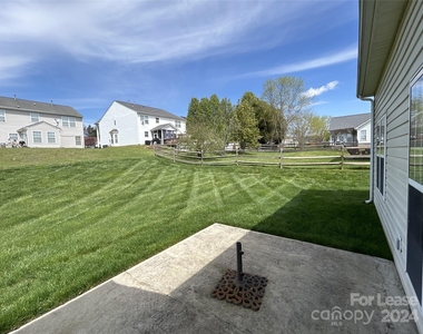 11615 Black Maple Avenue - Photo Thumbnail 14