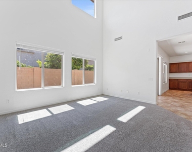 11047 E Sonrisa Avenue - Photo Thumbnail 13