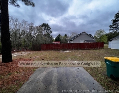 4022 Dickens Avenue - Photo Thumbnail 10