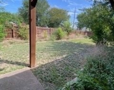 9038 Hillside Drive - Photo Thumbnail 24