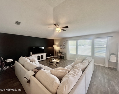 3974 White Pelican Way - Photo Thumbnail 13